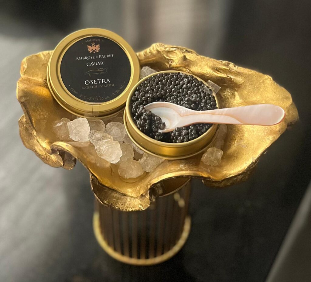 Degustar el mejor caviar del mundo: Ambrose & Paubet